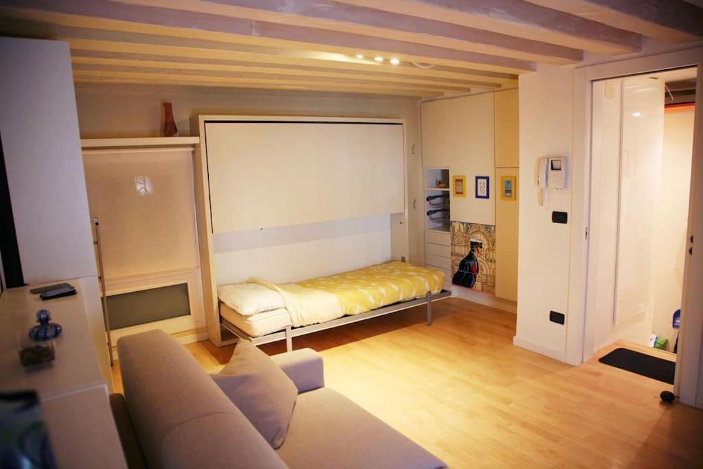 Piccola Dimora In Palazzo Storico Appartement Venetië Buitenkant foto