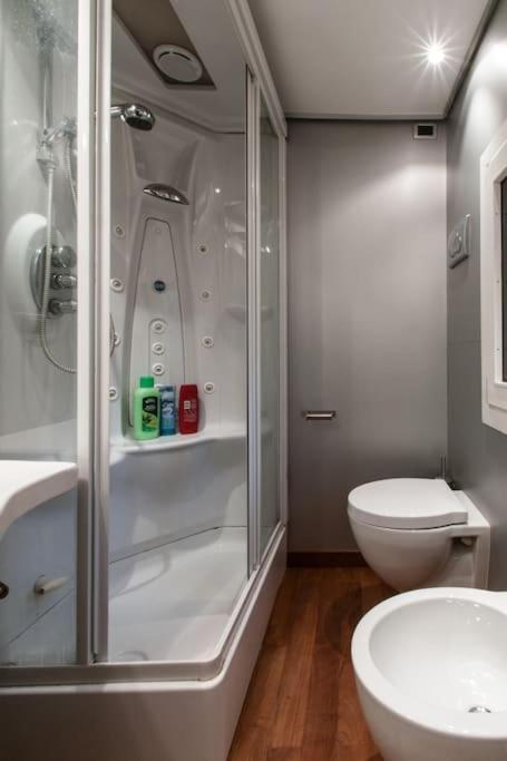 Piccola Dimora In Palazzo Storico Appartement Venetië Buitenkant foto