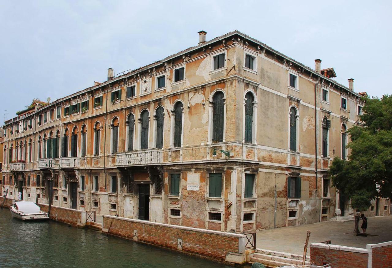 Piccola Dimora In Palazzo Storico Appartement Venetië Buitenkant foto